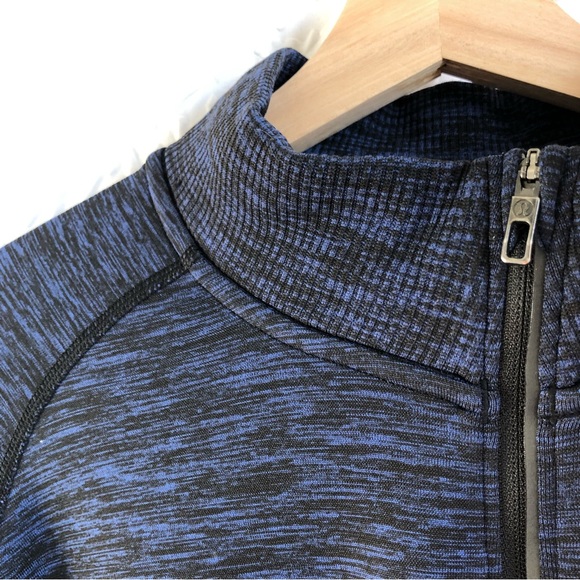 Lululemon Metal Vent Tech 1/2 Zip
Mineral Blue / Nautical Navy - Picture 7 of 12
